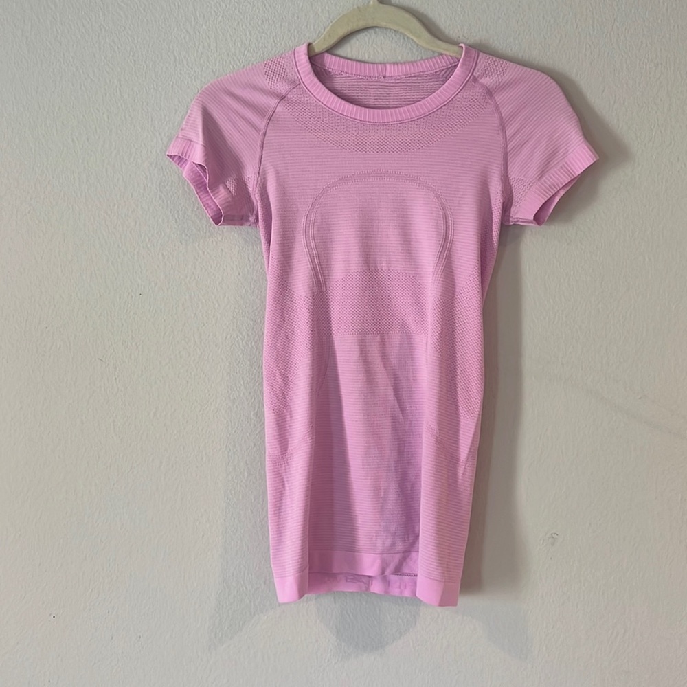 Lululemon swiftly tech